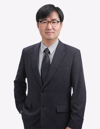 김현석 (Hyunseok Kim, Esq.)